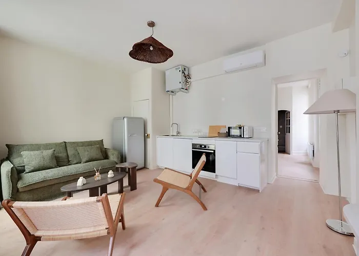 Apartament Triplex A Saint-germain-des-pres Paryż