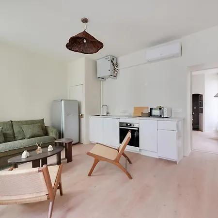 Apartament Triplex A Saint-germain-des-pres Paryż